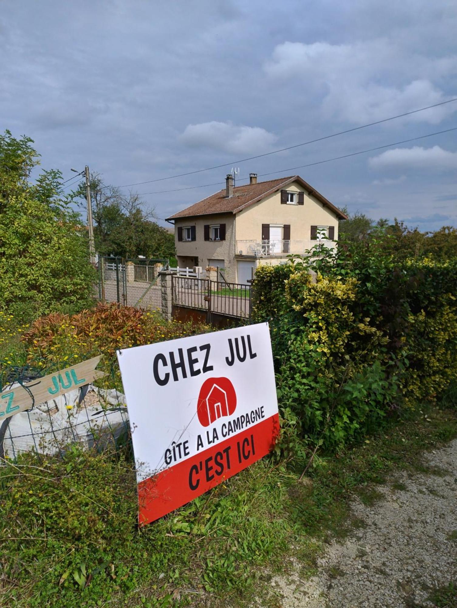 Hotel Chez Jul Bulligny Exteriér fotografie